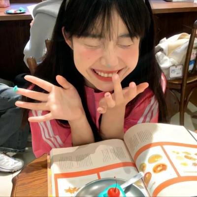 蜘蛛与郁金香